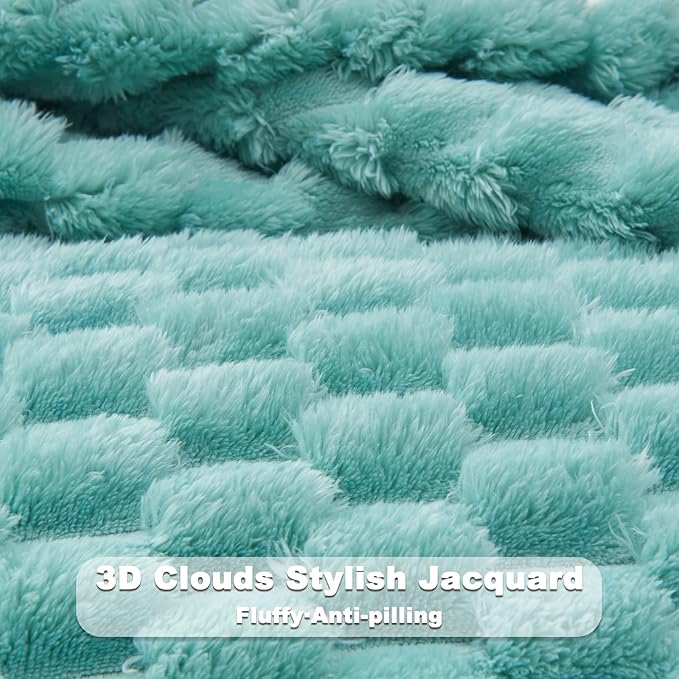 NEWCOSPLAY Super Soft King Blanket Sage Green Premium Silky Flannel Fleece 3D Clouds Stylish Jacquard Lightweight Bed Blanket All Season Use 350GSM (Sage Green, King(90"x110"))