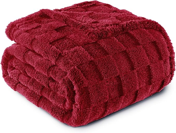 Exclusivo Mezcla Fleece Throw Blanket for Couch,Super Soft and Warm Lightweight Checkered Pattern Blankets for All Seasons, 50x60 Inches, Deep Red