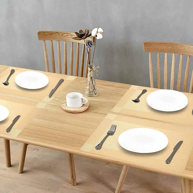 GIVERARE Placemats Set of 4, Heat-Resistant Woven Vinyl Placemat, Non-Slip Washable PVC Table Mat, Easy to Clean Premium Plastic Mats for Dining, Kitchen Table (Golden)
