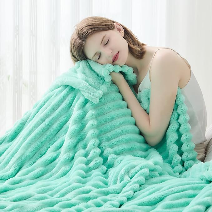 NEWCOSPLAY Super Soft Twin Blanket Aqua Premium Silky Flannel Fleece 3D Ribbed Jacquard Lightweight Bed Blanket All Season Use (Aqua Ribbed, Twin(60"x80"))