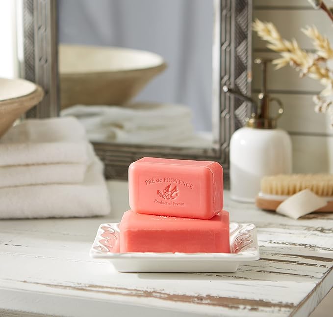 Pre de Provence Artisanal Soap Bar, Natural French Skincare, Enriched with Organic Shea Butter, Quad Milled for Rich, Smooth & Moisturizing Lather, Tiger Lily, 5.3 Ounce