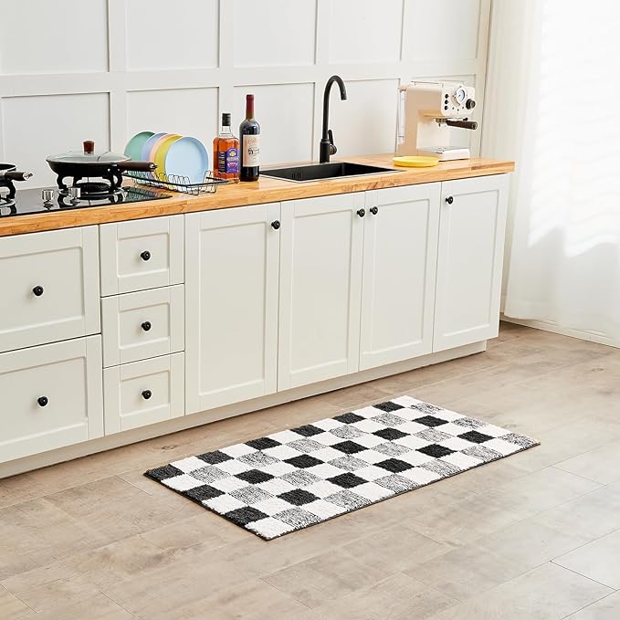 CozeCube Checkered Bath mats for Bathroom Non Slip, Fluffy Absorbent Microfiber Bath mat Washable, Aesthetic Bathroom Rugs, Cute Bath mat for Shower Sink, Jet Black, 32" x 20"