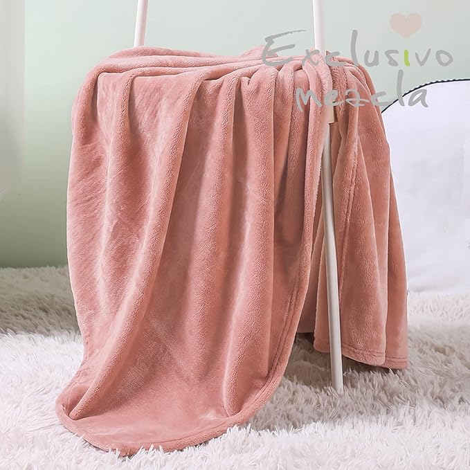 Exclusivo Mezcla Fleece Throw Blanket for Couch, Super Soft and Warm Blankets, Dusty Pink Throw All Season Use, Cozy, Plush, Lightweight, 40x50 Inches