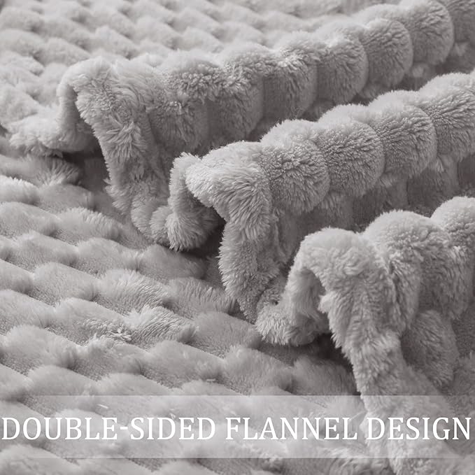 Exclusivo Mezcla King Size Soft Fleece Blanket, 90x104 Inches Stylish Jacquard Velvet Blanket for Bed, Fuzzy Cozy Lightweight for All Season, Light Grey