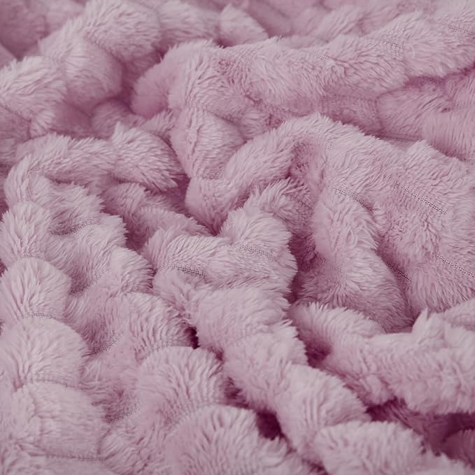 Puncuntex Light Purple Throw Blanket 50"×60" inches Fuzzy 3D Jacquard Decorative Flannel Fleece Super Soft Plush Cozy Blanket for Couch Sofa Chair Lightweight
