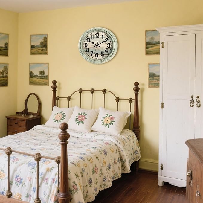 ZENFUN 12'' Rustic Wall Clock, Silent Non Ticking Clock Quartz Wall Clock Battery Operated, Country Style Wall Decoration for Kitchen Living Room Home, Office, School, Large Numbers, Green