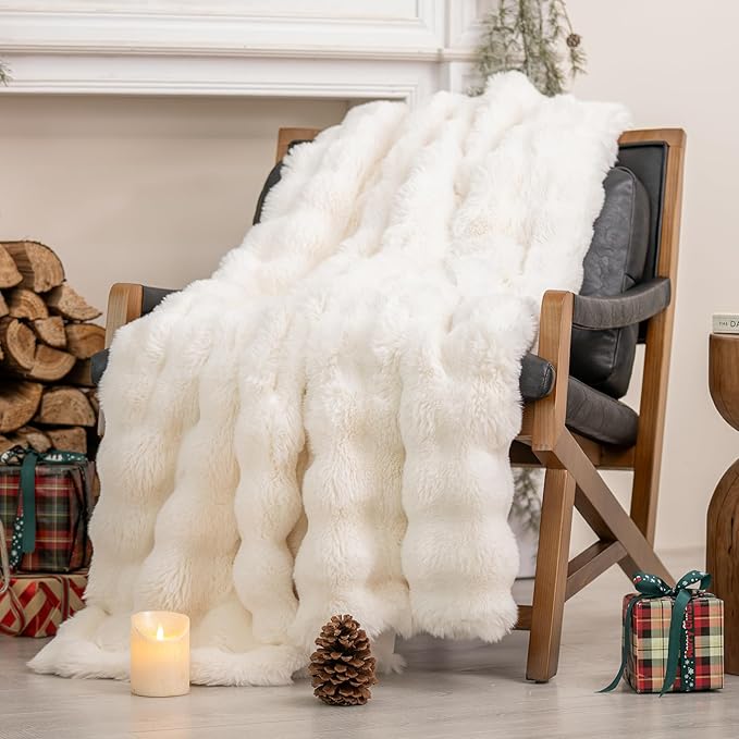 EVERGRACE Ultra Soft Luxury Fluffy Ridgeline Faux Rabbit Fur Throw Blanket, Thick Warm Bubble Throw for Bed, Cozy Plush Reversible Blankets for Couch, Chair, Sofa, Ivory White, 80x90 Inches, 870 GSM