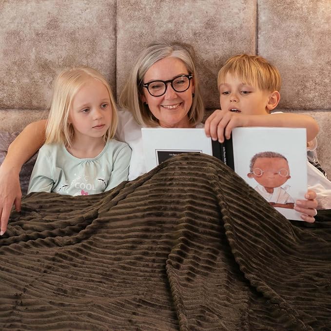 Bnuitland Brown Flannel Throw Blanket (90X108 inches) with Storage Pouch, 300GSM Super Soft Lightweight Cozy Fleece Stripe Pattern for Bed Sofa Home Decor, Suitable for Adults All Season