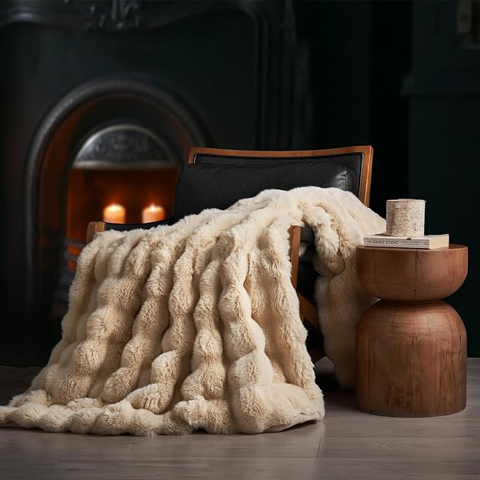EVERGRACE Ultra Soft Luxury Fluffy Ridgeline Faux Rabbit Fur Throw Blanket, Thick Warm Bubble Throw for Bed, Cozy Plush Reversible Blankets for Couch, Chair, Sofa, Cream, 80x90 Inches, 870 GSM