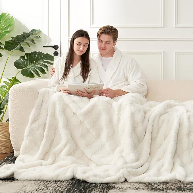 Cozy Bliss Faux Fur Throw Blanket for Couch - Clearance Soft Checkered Fuzzy Plush Cozy Throw Gift Blankets for Women,Cream White Boho Blanket for Sofa Bedroom Living Room.50 * 60 Inches