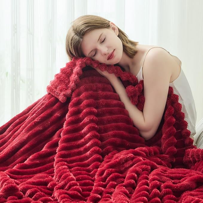 NEWCOSPLAY Super Soft King Blanket Red Premium Silky Flannel Fleece 3D Ribbed Jacquard Lightweight Bed Blanket All Season Use (Red Ribbed, King(90"x110"))