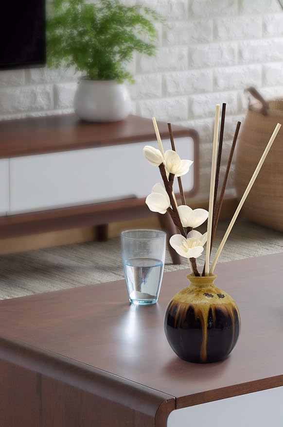 100pcs Brown Natural Reed Diffuser Sticks add 2 Pcs 13inch Sola Flowers 10 Inch Natural Rattan Wood Sticks Aromatherapy Sticks Replacements Stick