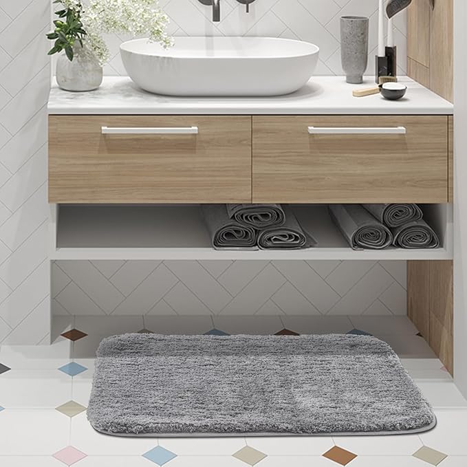 ROSMARUS Shaggy Bath Rugs for Bathroom Non Slip 20" X 32" Gray