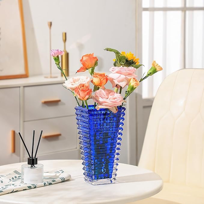 MCMCNCUIU Crystal Vase, Large Crystal Vases for Flowers, Large Flower Vase, Modern Blue Vases for Living Room, Bedroom, Kitchen, Dining Table, Mantle, Wedding, 9 Inches