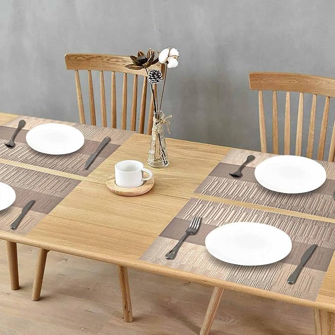 GIVERARE Placemats Set of 4, Heat-Resistant Woven Vinyl Placemat, Non-Slip Washable PVC Table Mat, Easy to Clean Premium Plastic Mats for Dining, Kitchen Table (Khaki)