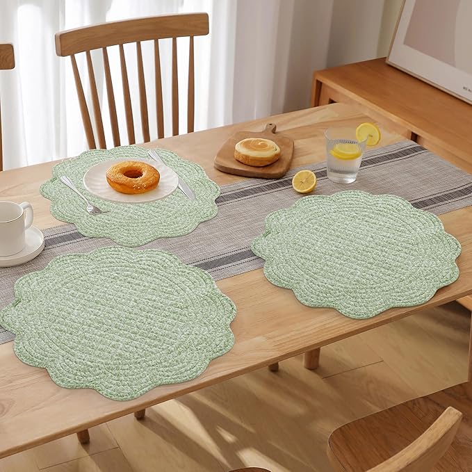 HOMBYS Quilted Placemats Set of 6 Washable Round Placemats for Kitchen Table-100% Cotton Fabric 13 Inch Round Table Mats, Cotton Fabric with Microfiber Filling, (13"x13", White & Green Flower)