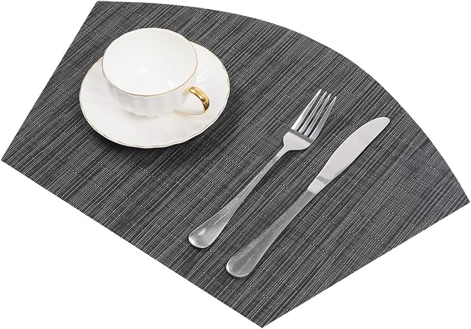 SHACOS Small Round Table Placemats Wedge Placemat Set of 4 Non Slip Heat Resistant Woven Vinyl Table Mats Wipe Clean Indoor Outdoor (4, Black Gray)