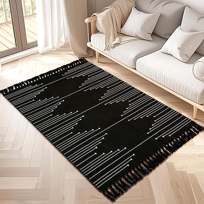 Tritard Boho Area Rug 3x5 - Lightweight Woven Entryway Rugs with Tassels Farmhouse Aztec Bedroom Thin Throw Rugs Washable Indoor Cotton Low Pile Carpet for Kitchen, Bathroom, Playroom, Black White