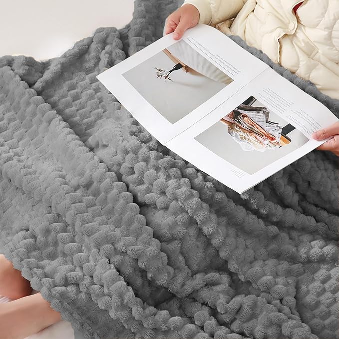 Puncuntex Grey Throw Blanket 50"×60" inches Fuzzy 3D Jacquard Decorative Flannel Fleece Super Soft Plush Cozy Blanket for Couch Sofa Chair Lightweight