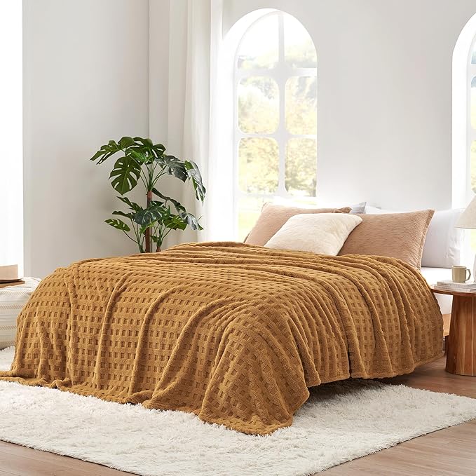 Cozy Bliss Soft King Size Waffle Blanket - Lightweight Cozy Blankets Gift for Women,Cute Checkered Throws Blanket for Bed, Couch and Sofa,Brown,108x90 Inches