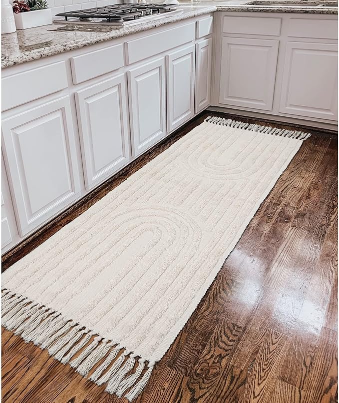 LEEVAN Boho 2'x6' Washable Rug Runners for Hallway Kitchen Rug Tufted Cotton Carpet Runner with Tassels Handmade Farmhouse Bohemian Bedroom Throw Rugs for/Living Room/Entryway Accent Rug