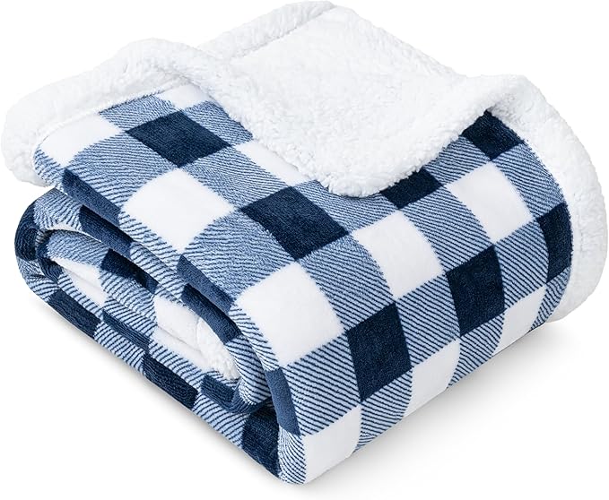 PAVILIA Navy Blue and White Buffalo Plaid Sherpa Throw Blanket for Couch, Plush Checkered Fleece Blanket and Throws, Soft Fuzzy Flannel Blanket for Sofa Bed, Warm Cozy Winter Blanket Gift, 50x60
