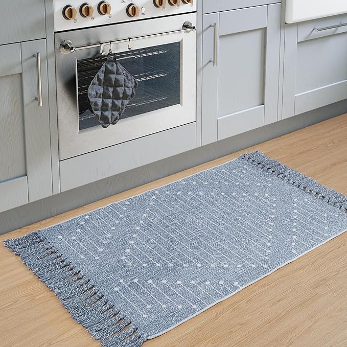 LIVEBOX Boho Bathroom Rug 2' x 3' Washable Blue Rugs Small Moroccan Throw Rug for Bath,Cotton Woven Area Rug Carpet with Tassel for Entryway Kitchen Sink Front Door