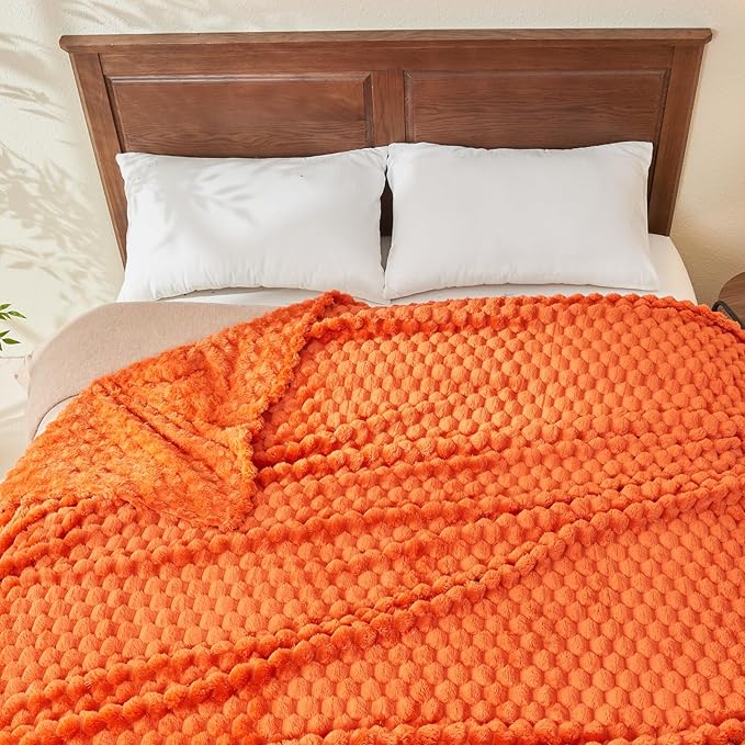NEWCOSPLAY Super Soft Fall Queen Blanket Orange Premium Silky Flannel Fleece 3D Clouds Stylish Jacquard Lightweight Bed Blanket All Season Use 350GSM (Orange, Queen(90"x90"))