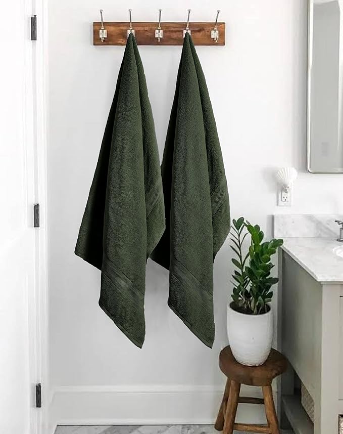 BOUTIQUO Premium Cotton 4 Pack Bath Towel Set - 100% Pure Cotton - 4 Bath Towels 27x54 - Ideal for Everyday use - Ultra Soft & Highly Absorbent - Olive Green