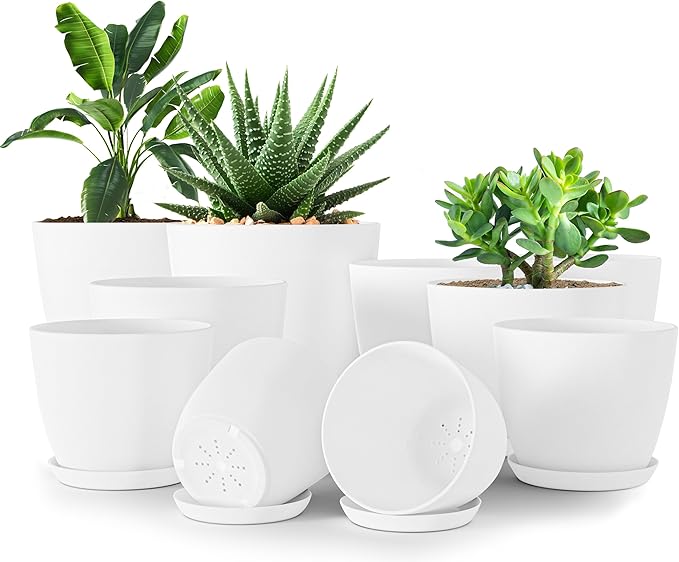 Utopia Home - Plant Pots Indoor with Drainage - 7/6.6/6/5.3/4.8 Inches Flower Pots for Indoor Planter - 10 Pack Plastic Planters - Ideal for Stocking Stuffers or Home Christmas Decorations - White