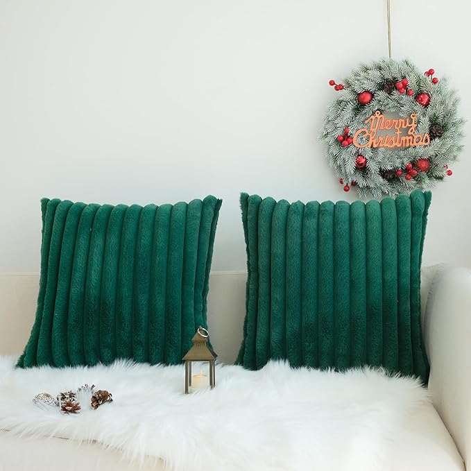 JOJUSIS Pack of 2 Faux Fur Plush Decorative Throw Pillow Covers Couch Cushion Case Soft Pillowcases (Dark Green, 20 x 20-Inch)