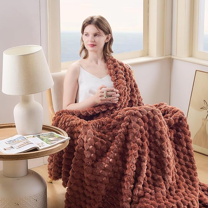 NEWCOSPLAY Super Soft Twin Blanket Coffee Premium Silky Flannel Fleece 3D Clouds Stylish Jacquard Lightweight Bed Blanket All Season Use 350GSM (Coffee, Twin(60"x80"))