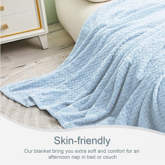 Exclusivo Mezcla Light Blue Fleece Twin Size Blanket for Bed, 90x66 Inches Soft Cozy Jacquard Flannel Blankets, Lightweight Fuzzy Plush Warm for All Seasons