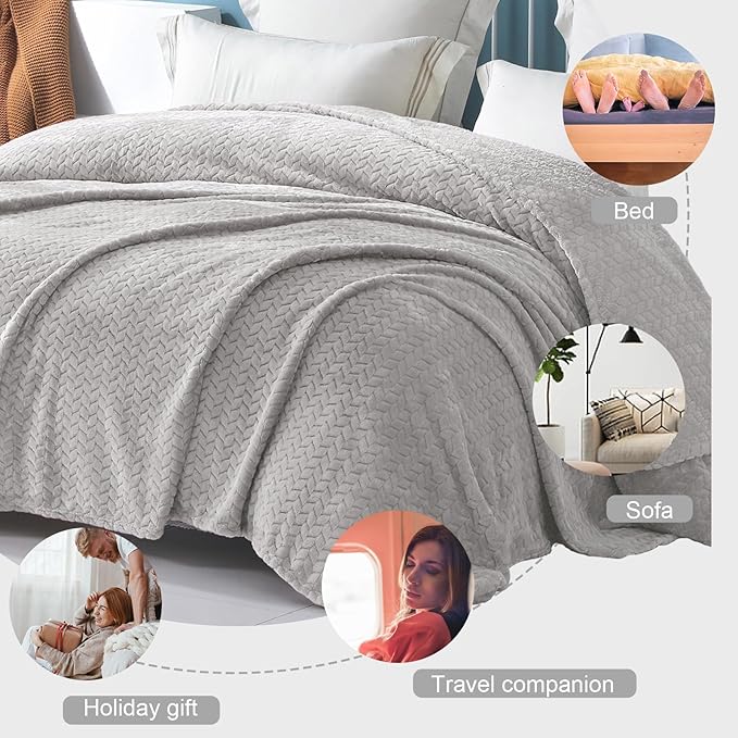Exclusivo Mezcla Light Grey Fleece Twin Size Blanket for Bed, 90x66 Inches Soft Cozy Jacquard Flannel Blankets, Lightweight Fuzzy Plush Warm for All Seasons