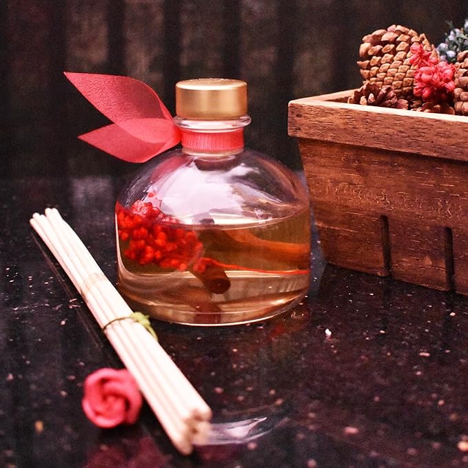 LOVSPA Holiday Spiced Red Currant & Woods Reed Diffuser Set - Red Currants, Pine, Cranberries, Cedar Wood & Juniper - Perfect Seasonal Home Fragrance! Made in The USA