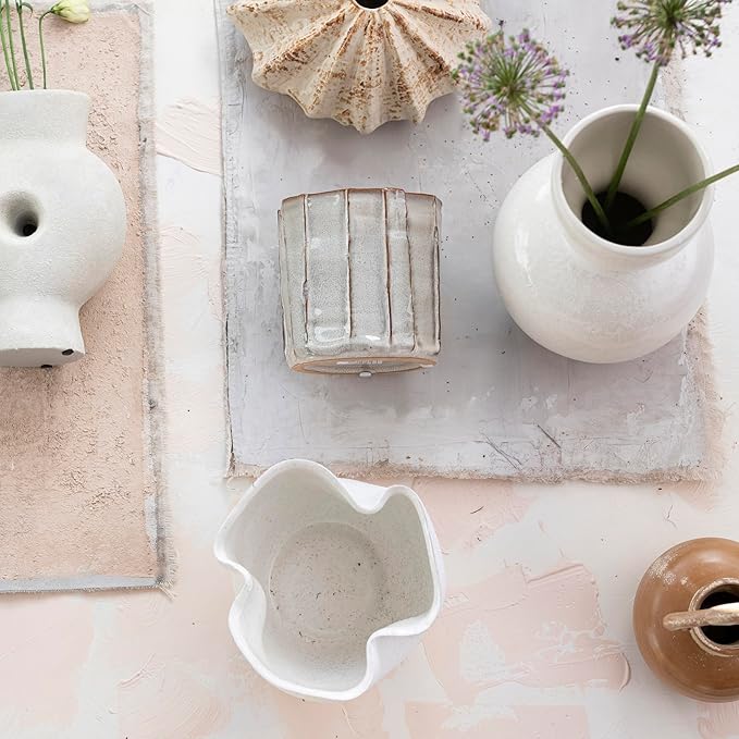 Bloomingville 7.25 Inches Stoneware Ruffled Planter with Sand Finish and Reactive Glaze, Holds 4 Inches Pot, White