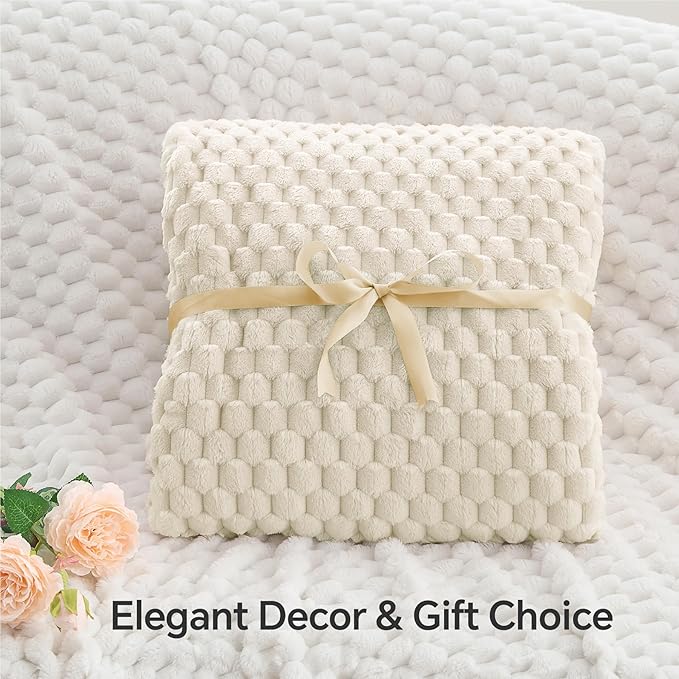 BEDELITE Fleece Blanket - 3D Jacquard Decorative Cream Throw Blankets for Couch & Bed, Soft and Cozy Warm Plush Fluffy Blanket All Seasons Suitable, 50x60Inches
