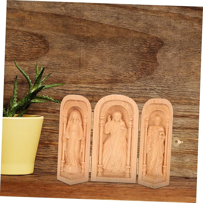 Religious Ornaments Mini Decor Vintage Decor for Home Hand Sculpture Boxwood Carving Christ Mini Christian Altar Box Hand Carving Christian Statues Catholic Statue for Desk Wooden
