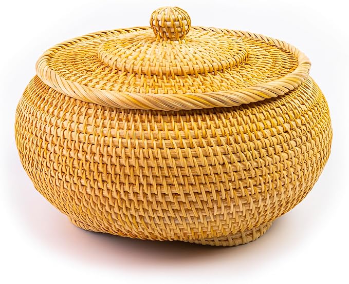 Hand-Woven Round Rattan Storage Basket with Lid – 8.6x5.1 Inch Durable Wicker Box for Picnic, Decoration, and Multi-Purpose Storage – Eco-Friendly Craftsmanship