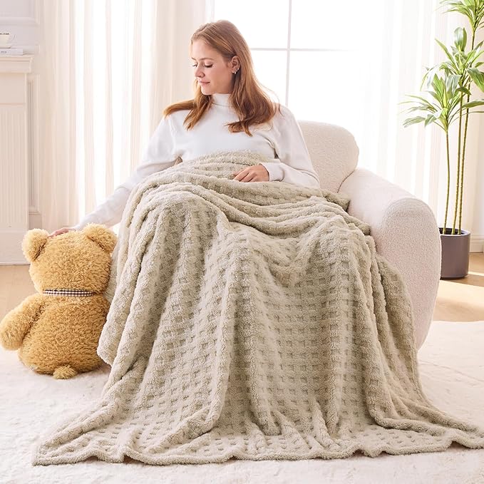 NEWCOSPLAY Super Soft Twin Blanket Linen Premium Silky Flannel Fleece 3D Waffle Checkered Lightweight Bed Blanket All Season Use (Linen, Twin(60"x80"))