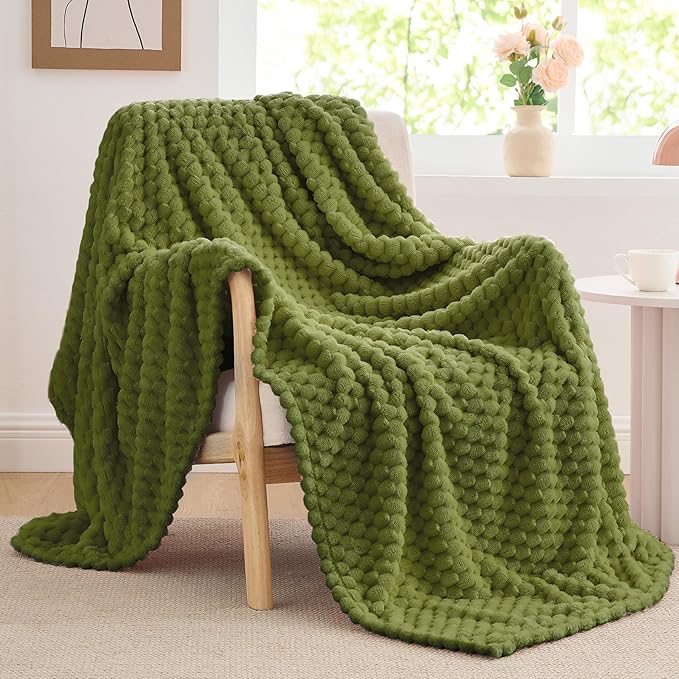 BEDELITE Fleece Blanket Twin for Bed Couch, 3D Jacquard Decorative Green Apple Throw Blanket, Soft and Cozy Warm Plush Fuzzy Blanket All Seasons Suitable, 60x80Inches