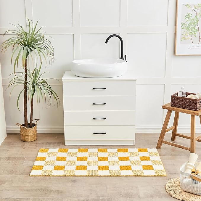 CozeCube Checkered Bath mats Non Slip, Fluffy Absorbent Microfiber Bath mat Washable, Aesthetic Bathroom Rugs, Large Bath mat for Bathroom Floor, Tub and Shower, Harvest Gold, 36"X24"