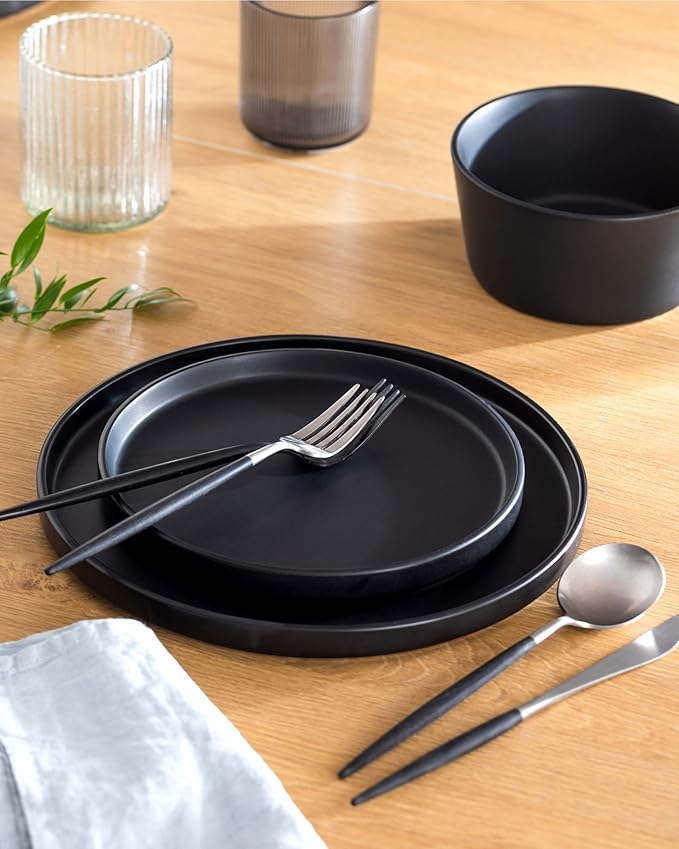 Small Dinner Plates Set of 2, 7.5" Stoneware Plates, Stylish Salad Plates, Dessert Plates Ceramic, Dishwasher and Microwave Safe Matte Black Ceramic Plates, Appetizer Plates, Ceramic Plate Set