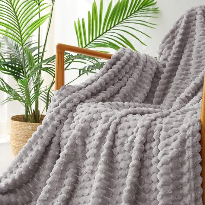 Exclusivo Mezcla Twin Size Soft Fleece Blanket, 60x80 Inches Stylish Jacquard Velvet Blanket for Bed, Fuzzy Cozy Lightweight for All Season, Light Grey