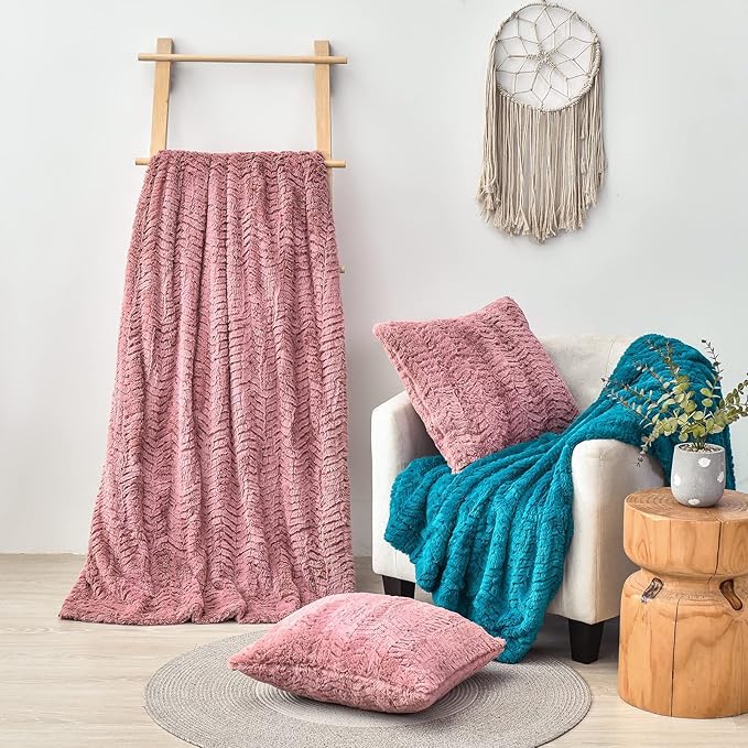 YUSOKI Luxury Faux Fur Throw Blanket(Without Pillows) 2 Layers,3lb,All Ages,Home Decoration, (Pink,50" x 63")