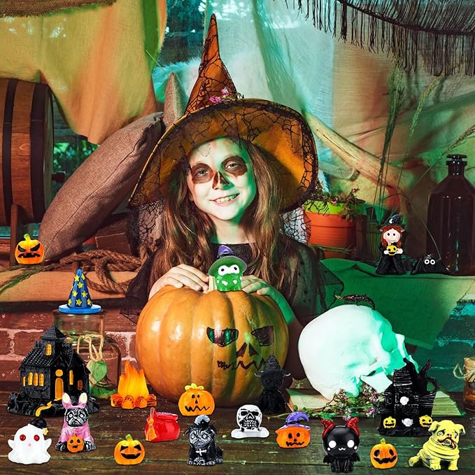 Soaoo 20 Pcs Halloween Miniature Figurines Mini Resin Pumpkin Ghost Ornaments Small Halloween Garden Miniature Landscape for Halloween Party Village Bonsai Crafts Outdoor Home Garden Decor
