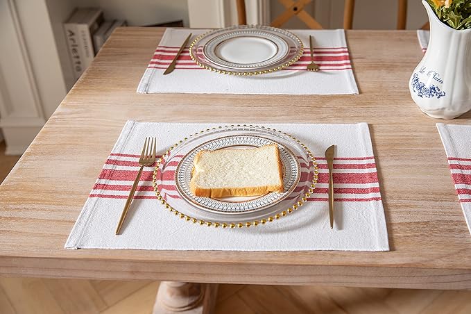 Placemats Set of 4 for Dining Table, Woven Cloth Place Mats for Kitchen Tabletop Décor, Handcrafted Machine Washable Cotton Table mats 13 x 19 Inch, Red and Beige