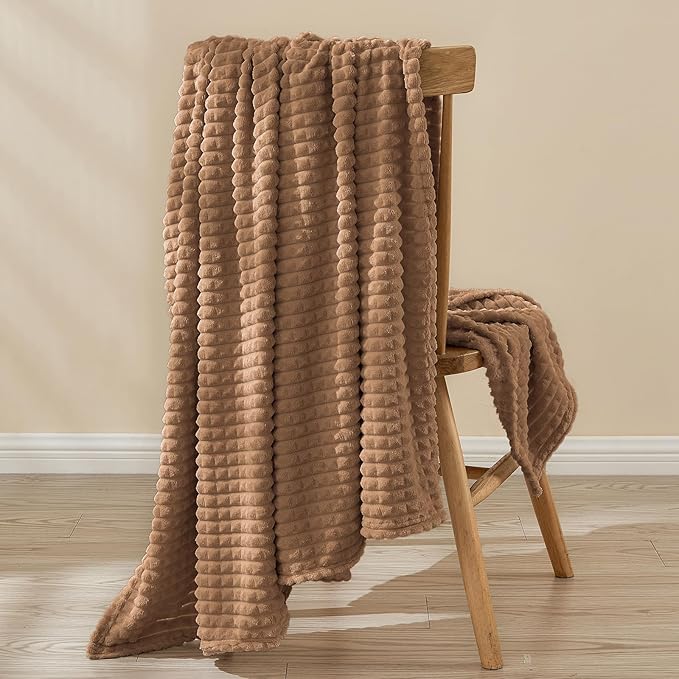 EMME Fleece Blanket Queen Size Luxury Flannel for Couch Bed Sofa Chair, Soft, Plush, Warm and Cozy Blanket with Geometric Grid Design (Brown, 80'' x 90'')