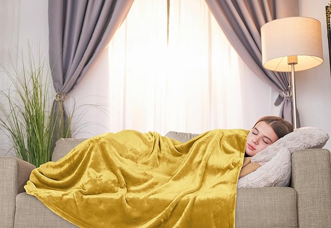 Utopia Bedding Fleece Blanket Throw Size Gold 300GSM Luxury Anti-Static Fuzzy Soft Microfiber Blanket for Couch, Sofa and Bed (60x50 Inch)
