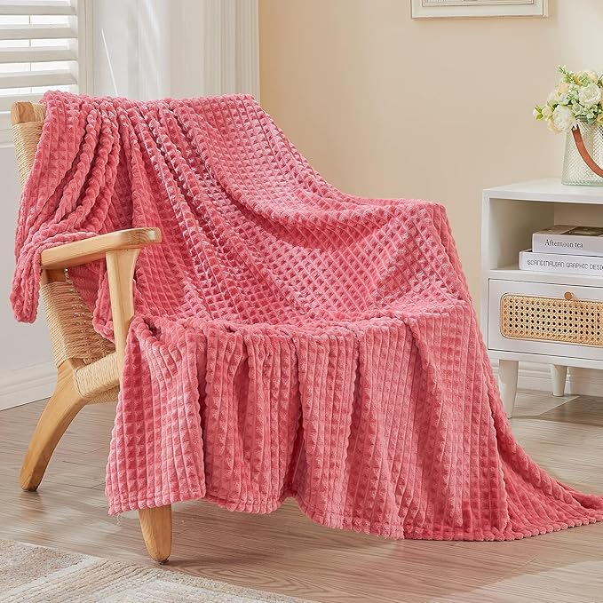 EMME Fleece Throw Blanket Luxury Flannel for Couch Bed Sofa Chair, Soft, Plush, Warm and Cozy Blanket with Geometric Grid Design (Coral Red, 60'' x 80'')